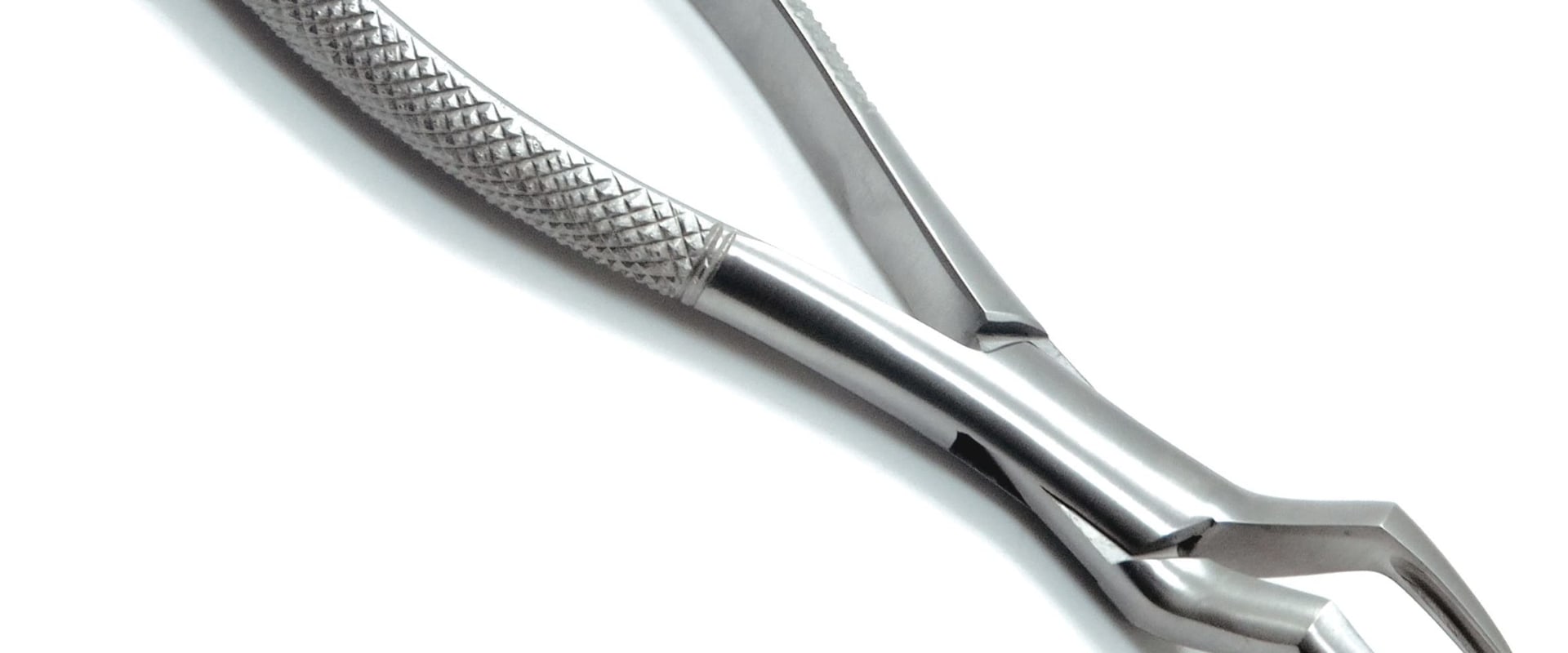 What is a Dental Forceps and How to Use It