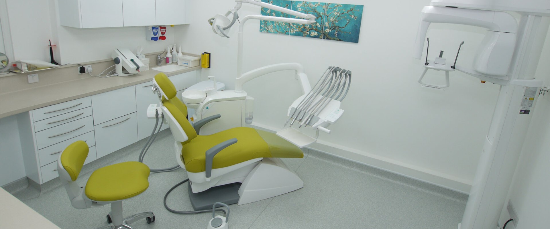 Why Accessible Dental Chairs Are Essential for Patients With Limited Mobility